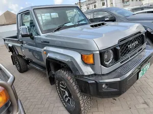 Toyota Land Cruiser 2021 Silver