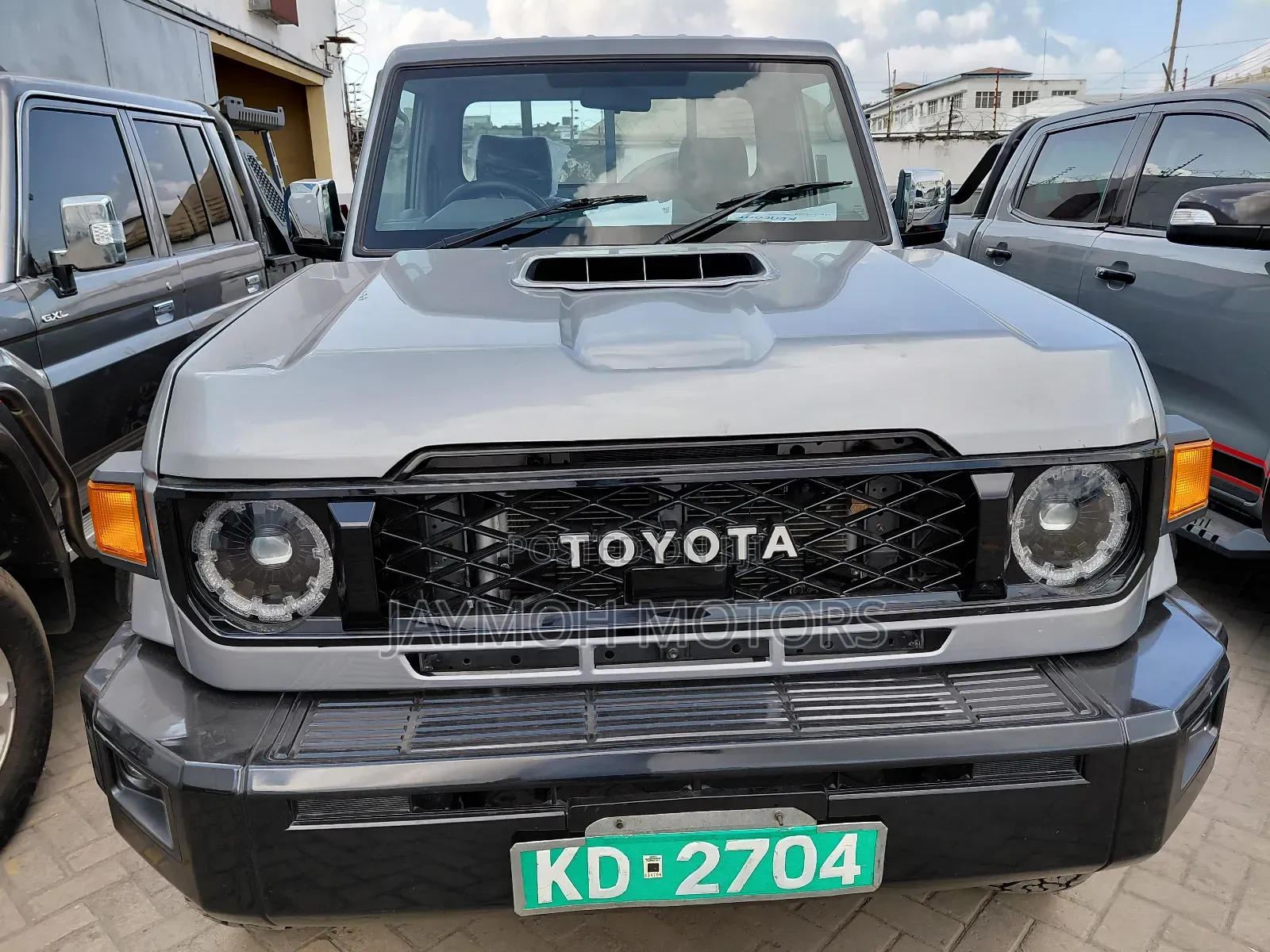 Toyota Land Cruiser 2021 Silver