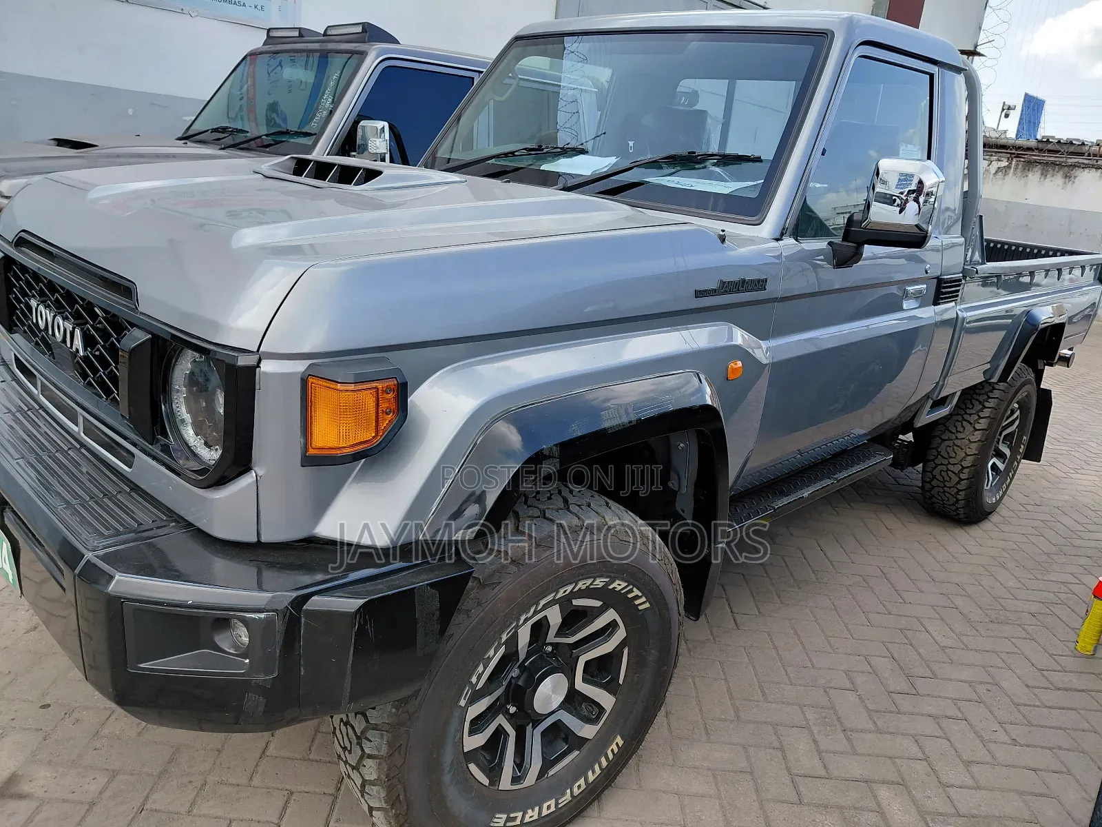 Toyota Land Cruiser 2021 Silver