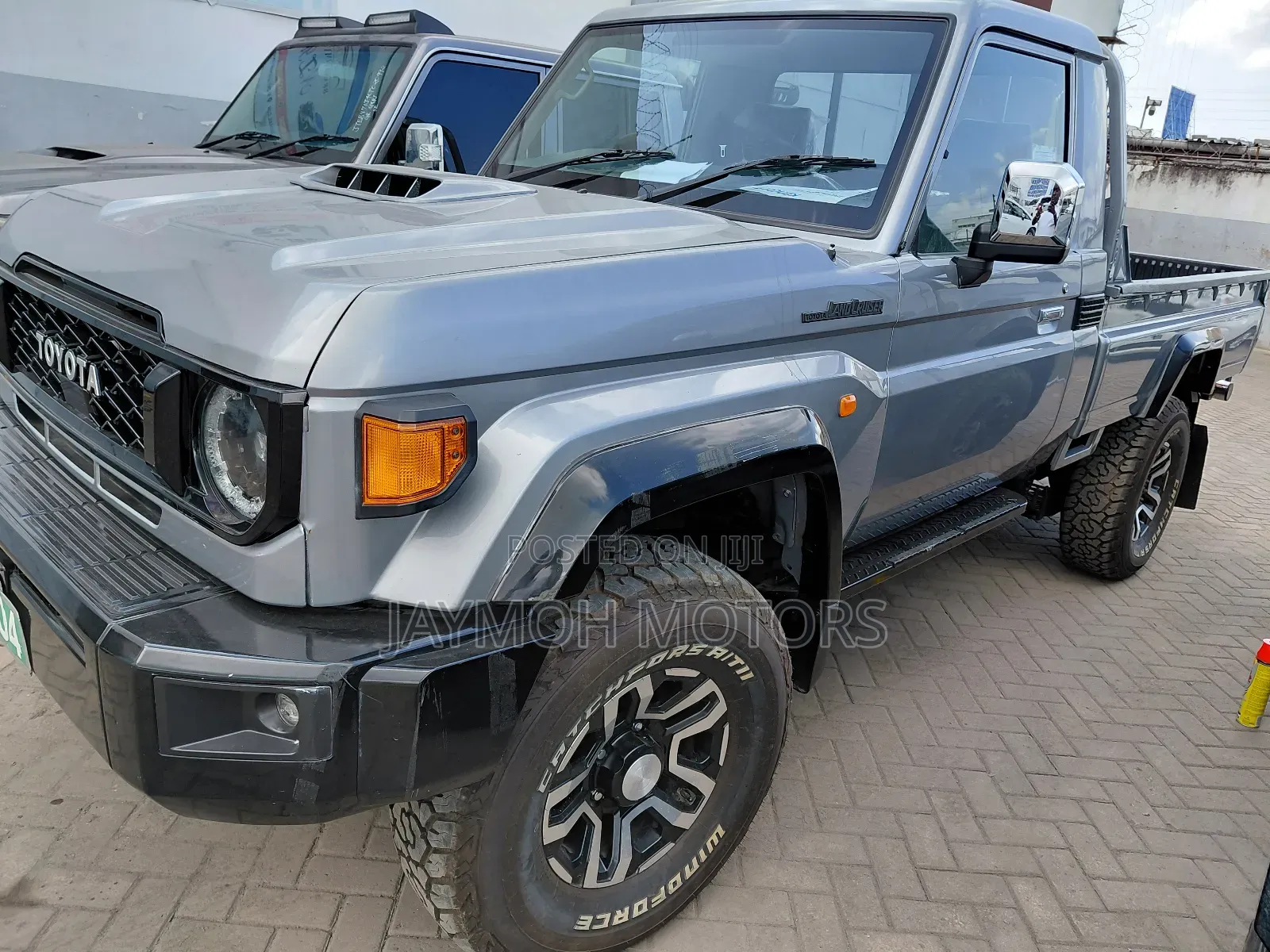 Toyota Land Cruiser 2021 Silver