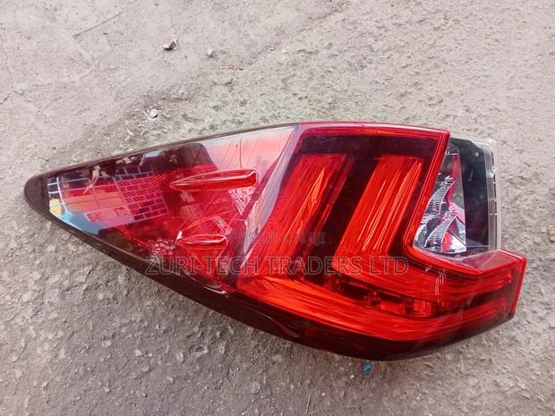 Rx 300 2018 Taillight - thumbnail 3