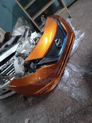 Nissan Note (E12) Nosecut