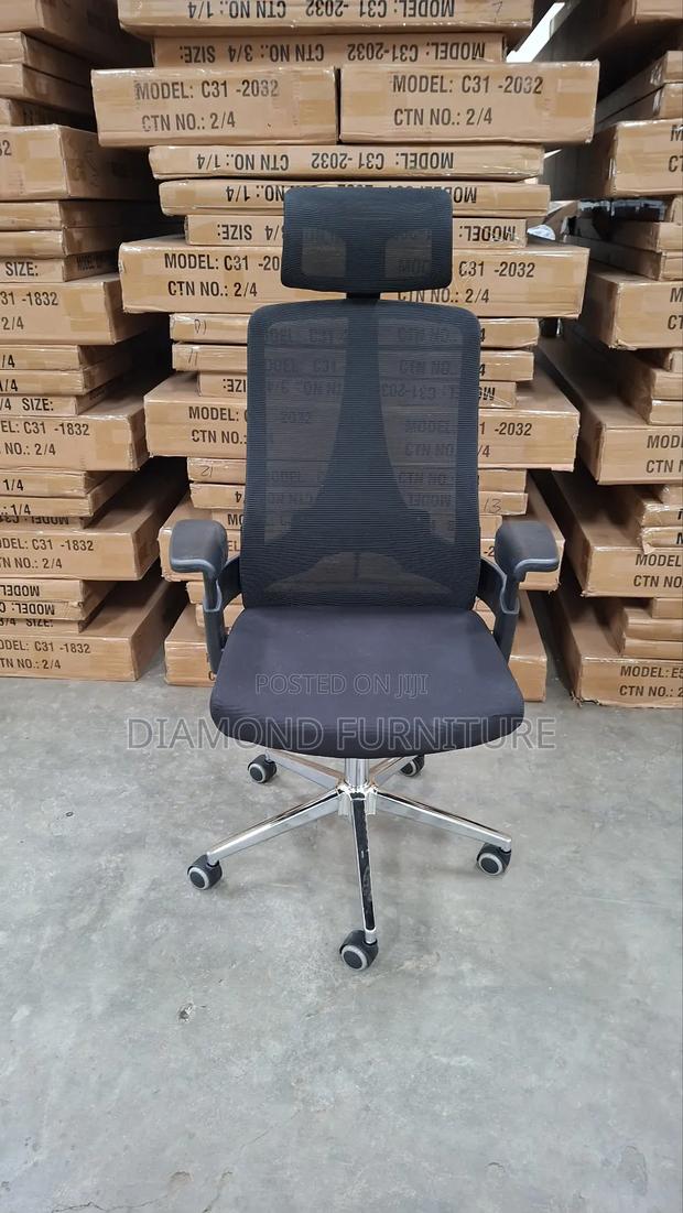 Ergonomic Mesh Office Chair With Headrest – Black - thumbnail 4