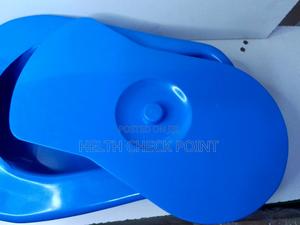 Bed Pan Plastic - thumbnail 2