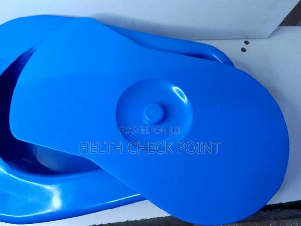 Bed Pan Plastic - main view