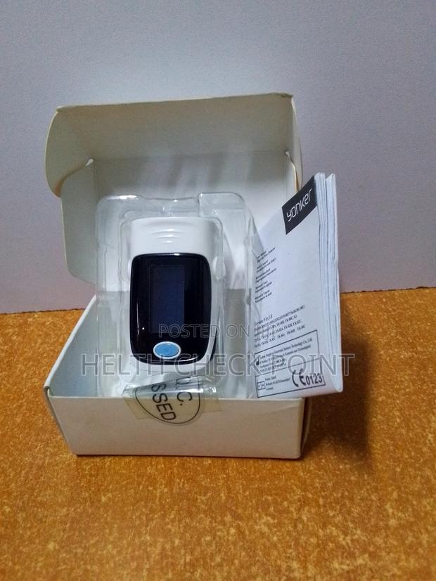 A Pulse Oximeter - main view