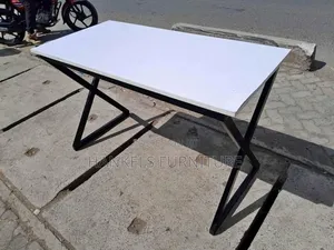 New Metallic Office Desk – Strong Modern