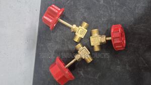 Performance-Driven Brass T Valve - main view