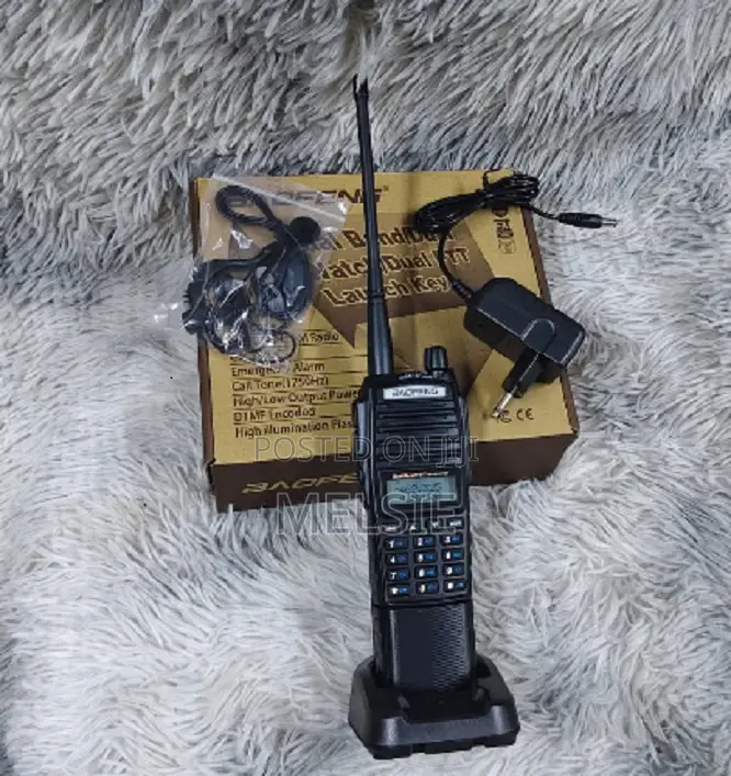 Baofeng Uv-82 Wireless Walkie Talkie – Best Long-Range Uhf/VHF