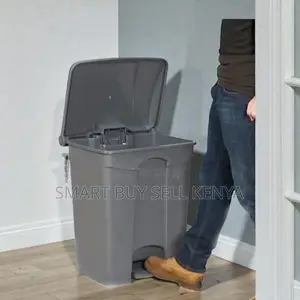 Rectangular Shape 30l Hard Plastic Step Pedal Waste Garbage Bin