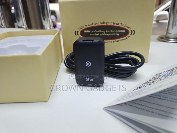 Gf21 Smart Mini GPS Tracker With App Control Real-Time Alerts - main view