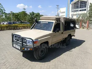 Toyota Land Cruiser 2017 Beige