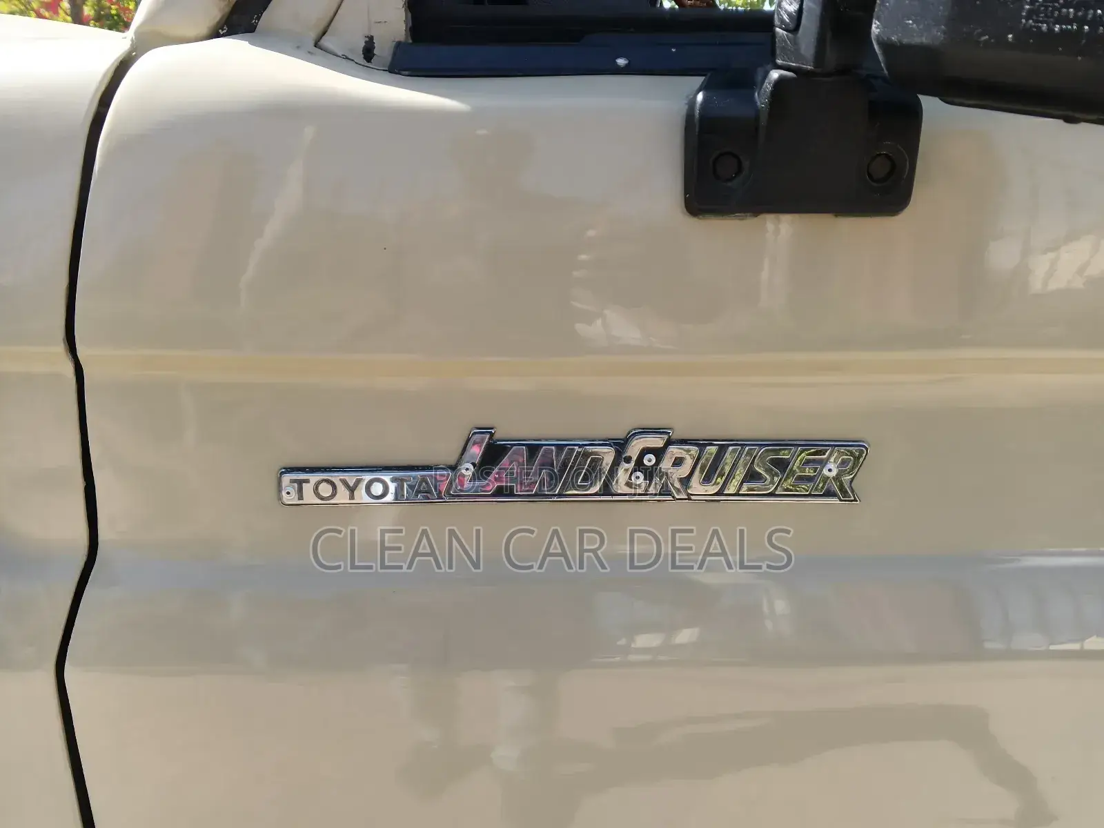 Toyota Land Cruiser 2017 Beige
