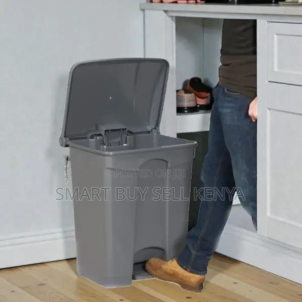 Quality Plastic Material 30l Step Pedal Dust Bin Home Office Hospitals