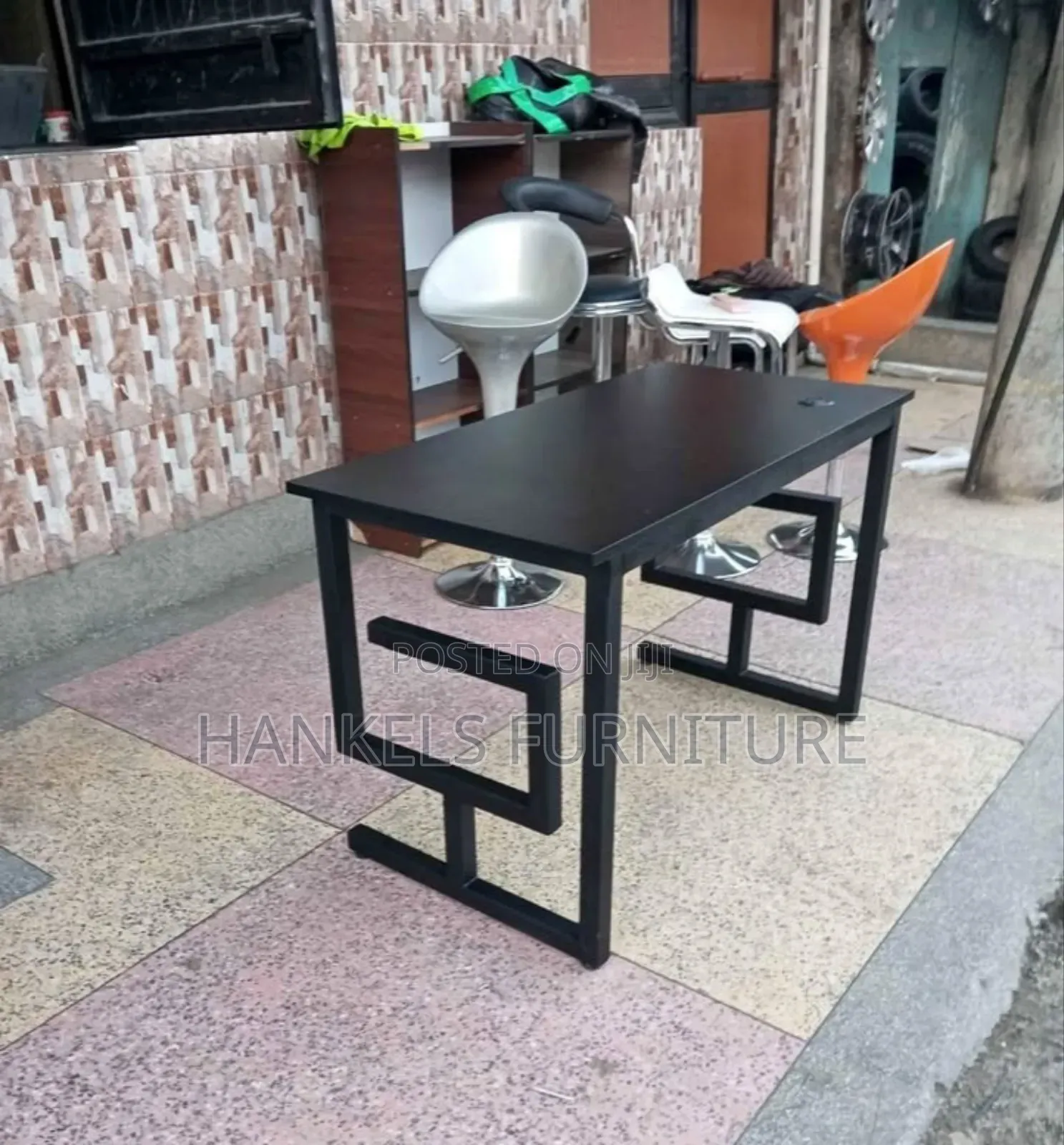 Stylish Functional Desks for Every Home Office