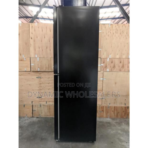 Hisense Fridge 579ltrs 4 Door Water Dispenser