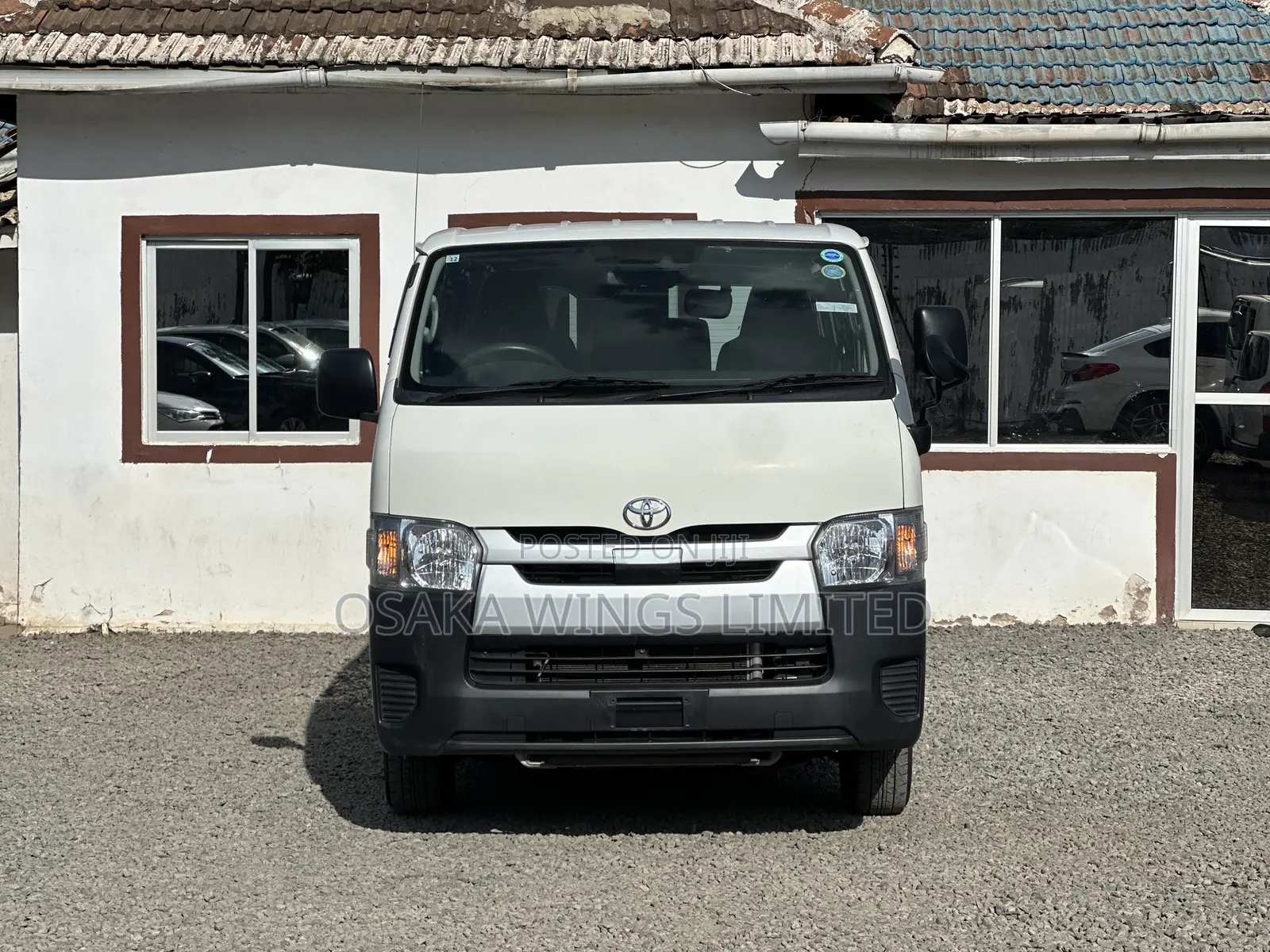 Toyota HiAce 2018 White