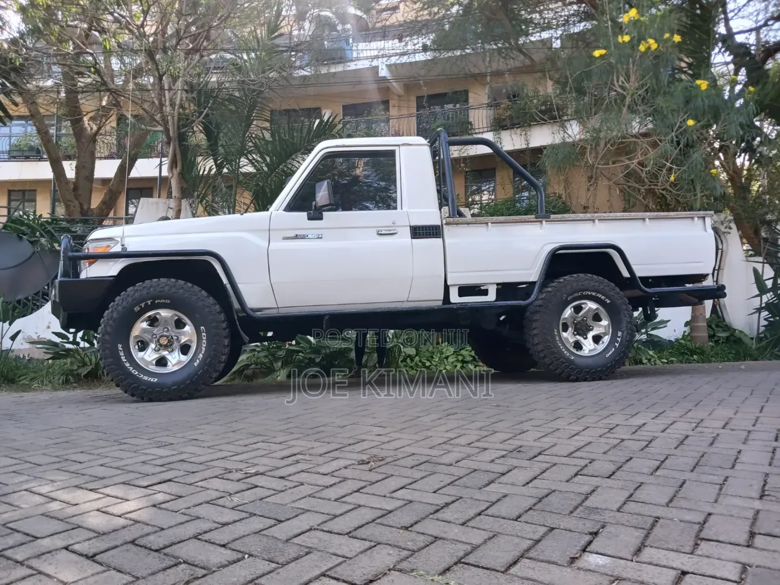 Toyota Land Cruiser 2015 White