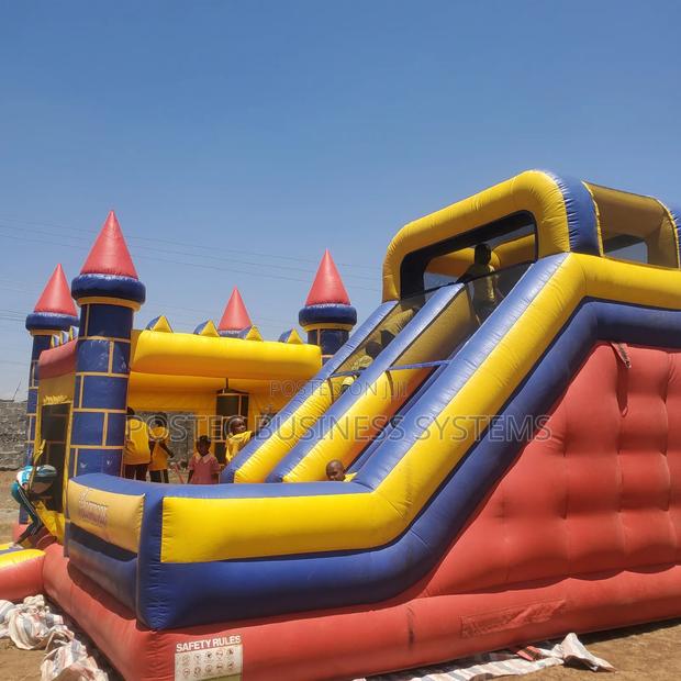 Bouncing Castle Hire Per Day - thumbnail 3