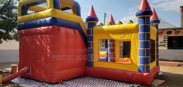 Bouncing Castle Hire Per Day - thumbnail 4