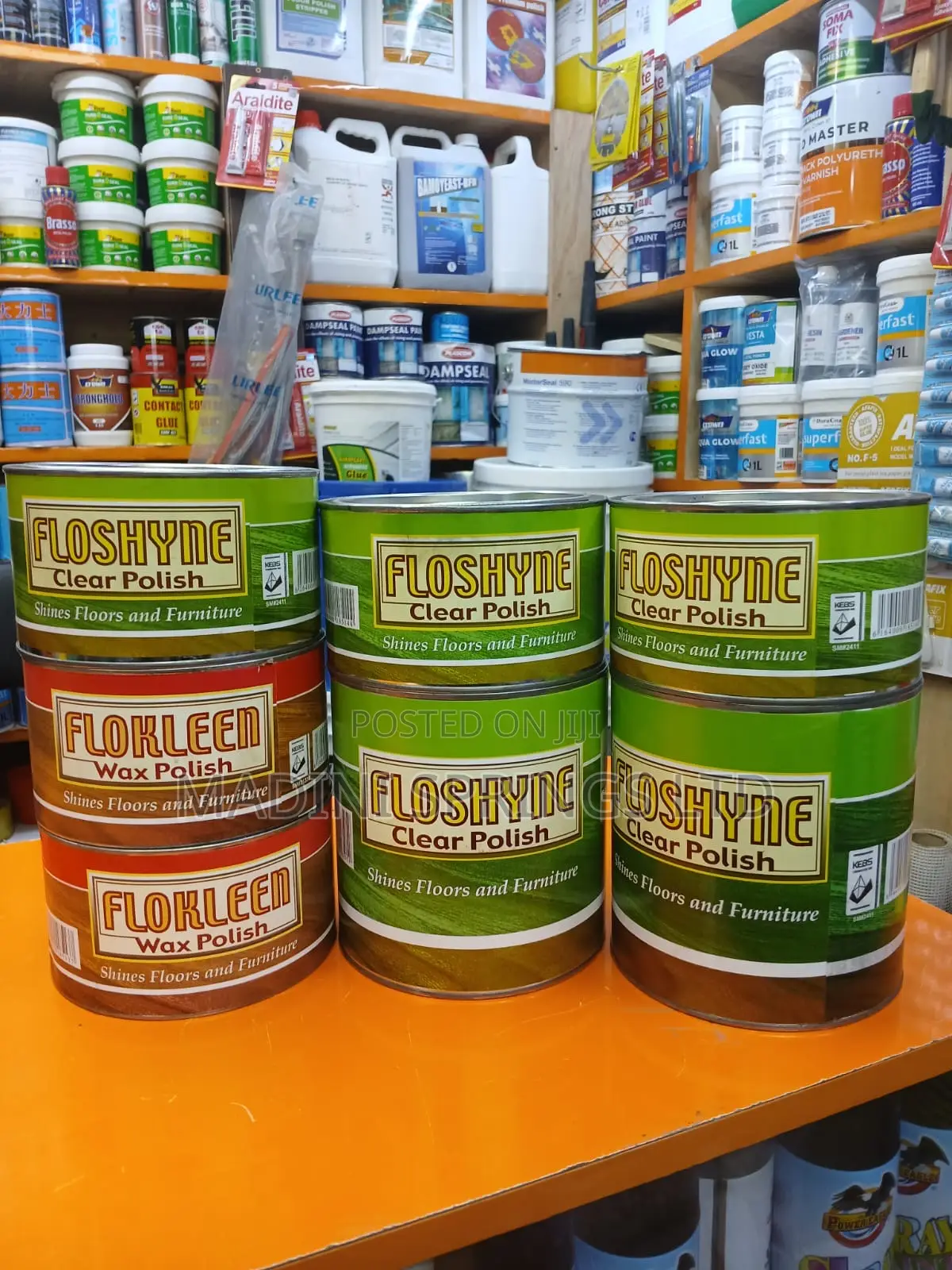 Floshyne Wax Polish for Protection and Restoration of Floors
