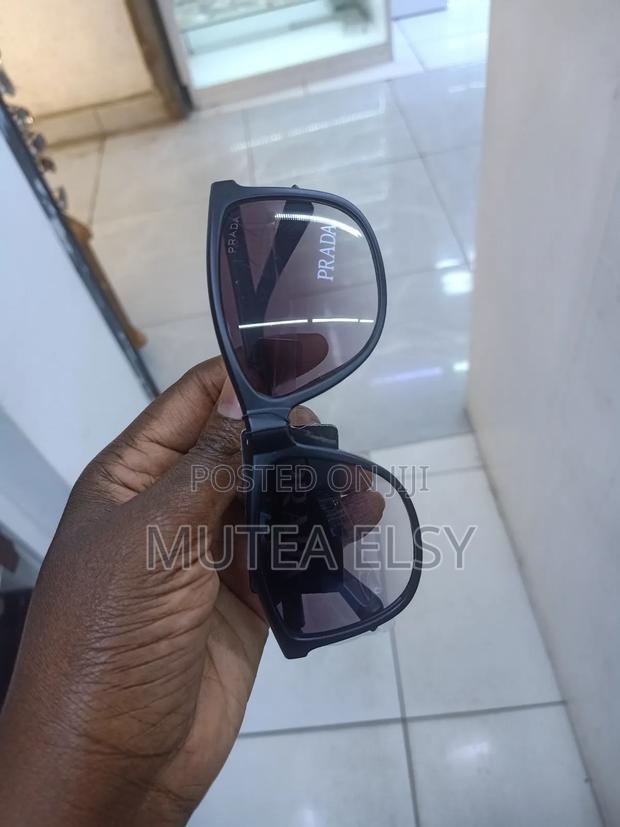 Prada Lacoste Shades/Sunglasses - thumbnail 3