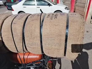Hessian Clothes 
5.5 Oz
500 Yard 
490 Meters Long