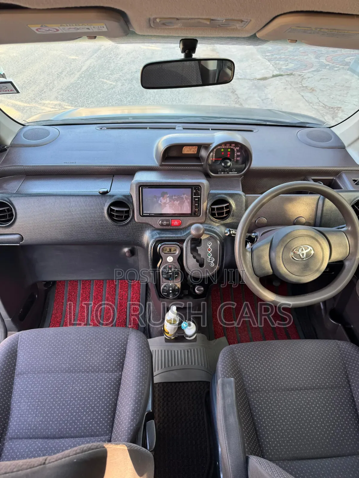 Toyota Spade 2015 Gray