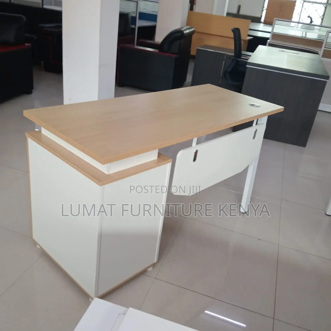 Premium 1.4m Desk With Side Drawers
