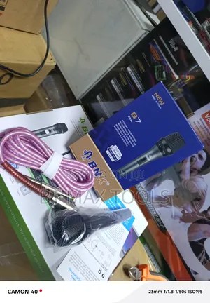 BNK B7 Wired Microphone