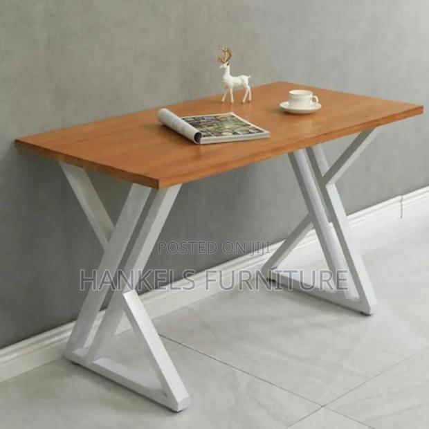 Durable Metallic Office Table for Long-Lasting Use