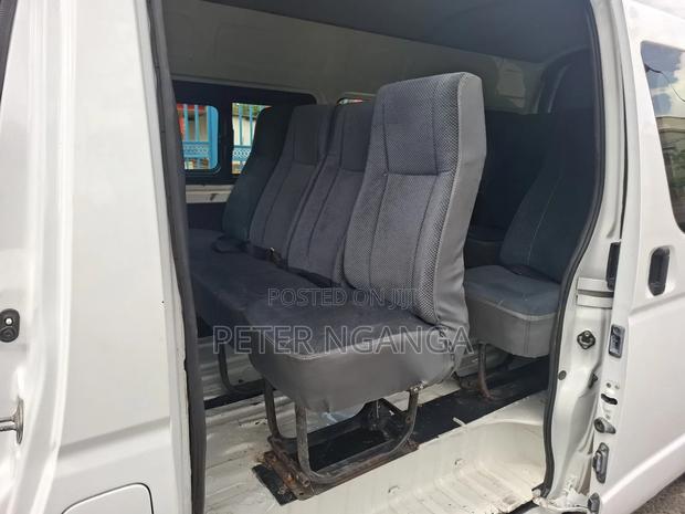 Toyota HiAce 2015 White - thumbnail 9