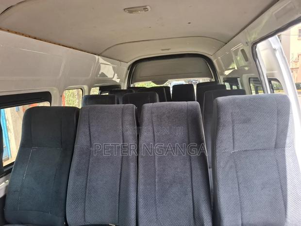 Toyota HiAce 2015 White - thumbnail 10