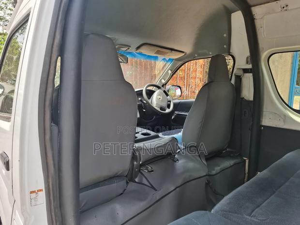 Toyota HiAce 2015 White - thumbnail 11