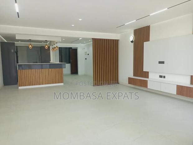 2bdrm Apartment in Nyali for sale - main view