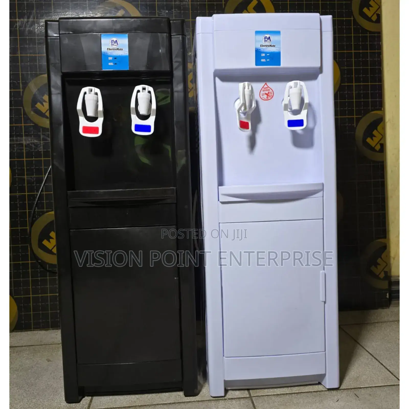 Hot and Cold Water Dispenser