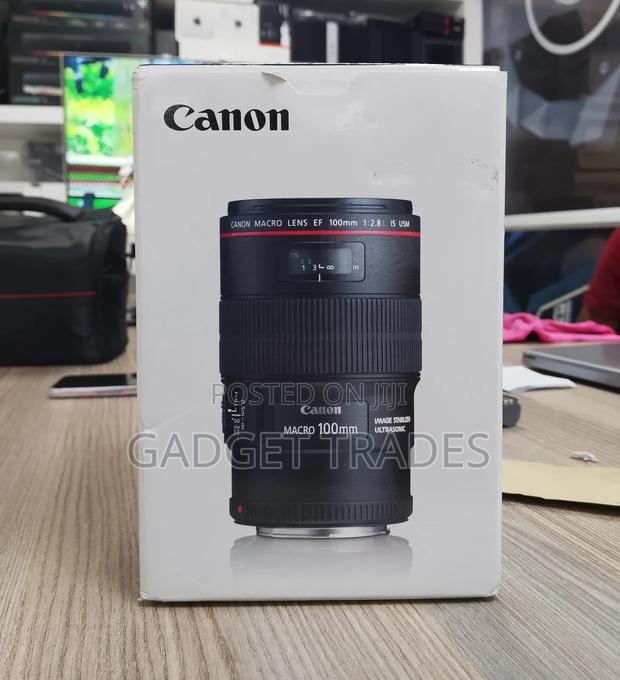 Canon Ef 100mm F/2.8l Macro Is Usm Lens