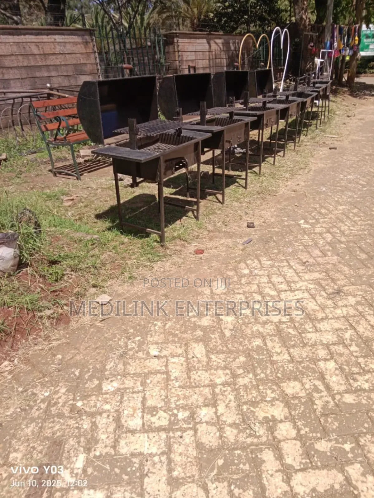 Metallic Home/Commercial Kitchen Barbecue Grills