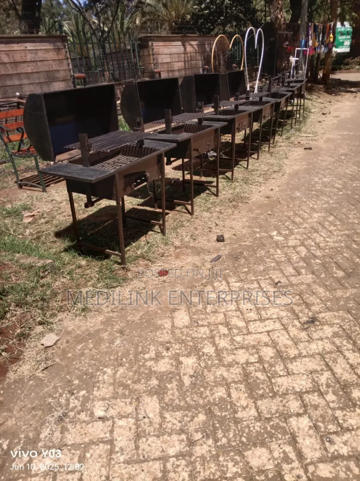 Metallic Home/Commercial Kitchen Barbecue Grills