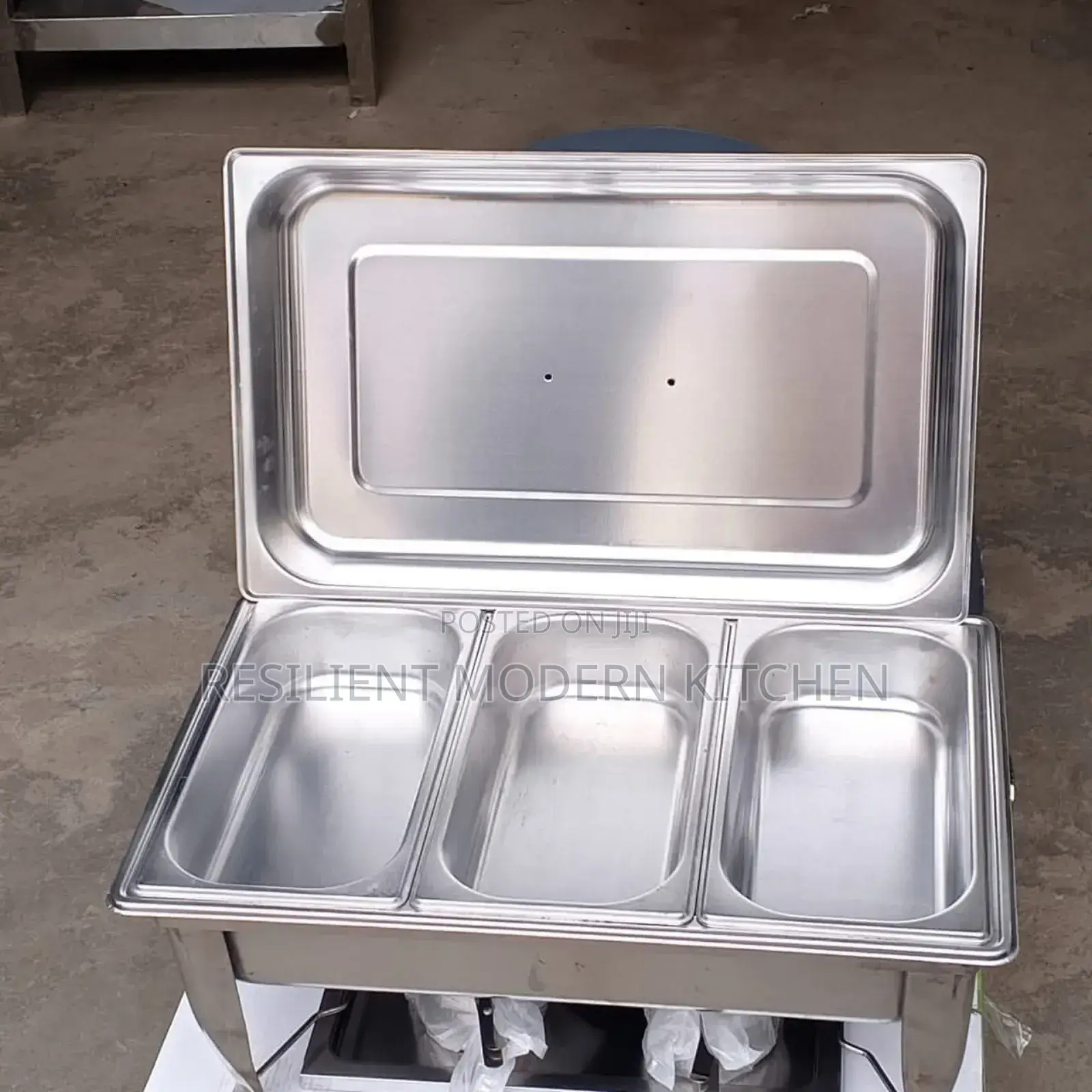 Chaffing Dish With 3 Inserts