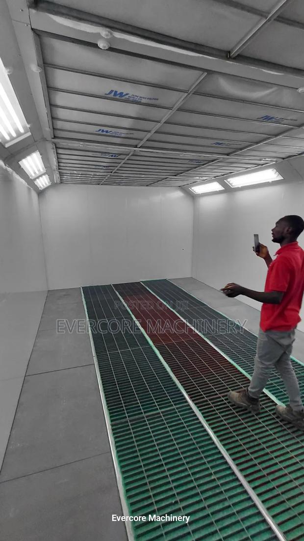 Commercial Diesel Powered Spray Boothe Machine for Autoworks. - main view