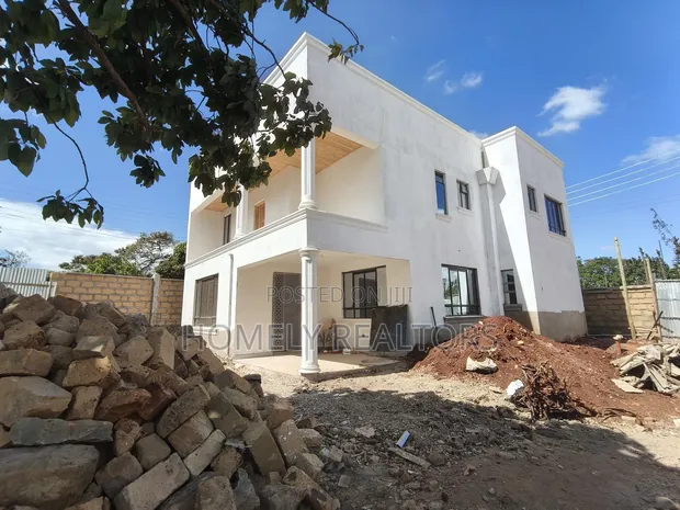 4bdrm Maisonette in Gated Estate, Ngong for sale