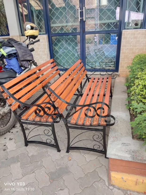 Wooden 6ft Outdoor Benches
