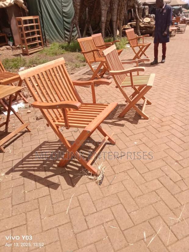 Armrest Improved Foldable Wooden Outdoor Chairs