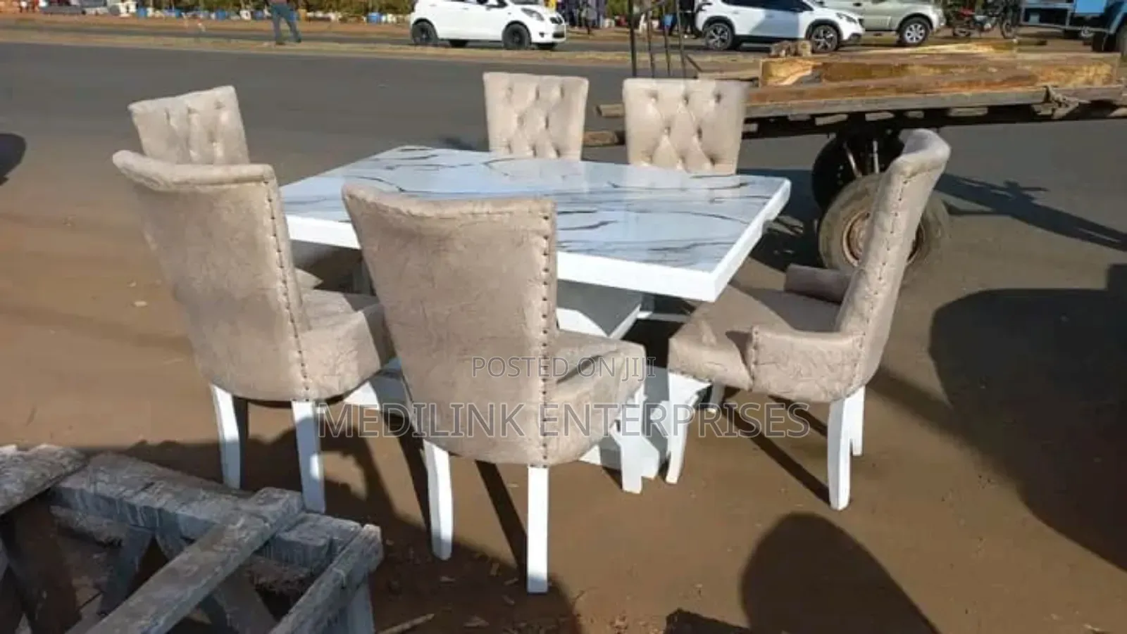 6-Seater Marbled Upholstered Dinner Table Set