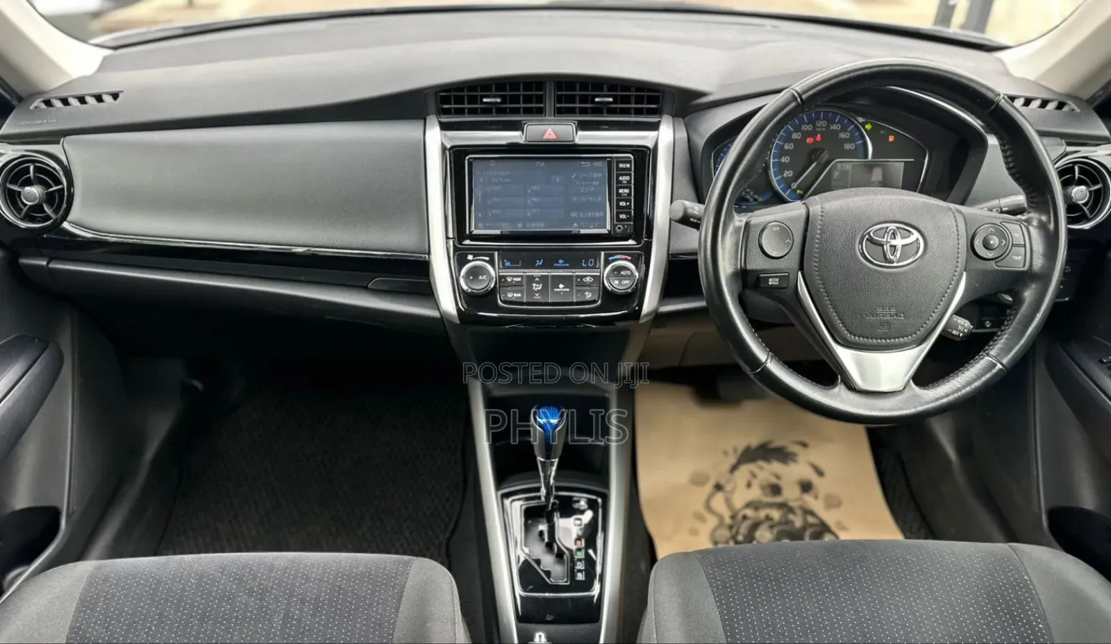 Toyota Corolla Fielder 1.5 Hybrid FWD 2018 Silver