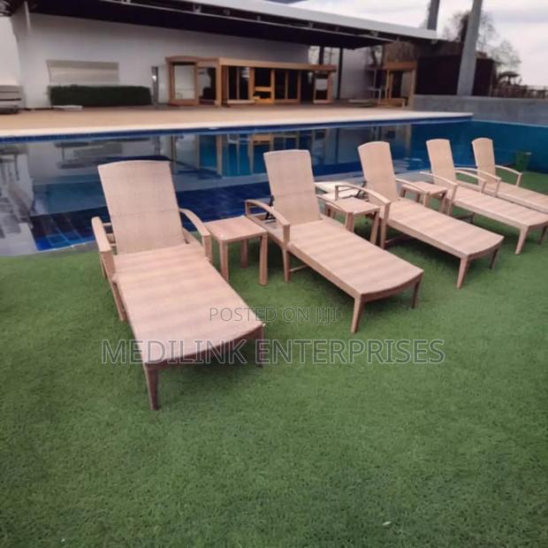 Woven Beach Front Sunbeds /Poolside