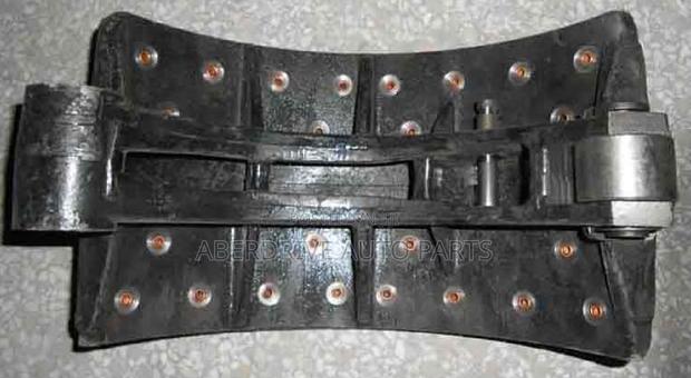 Hino 700 Rear Brake Shoe - thumbnail 3