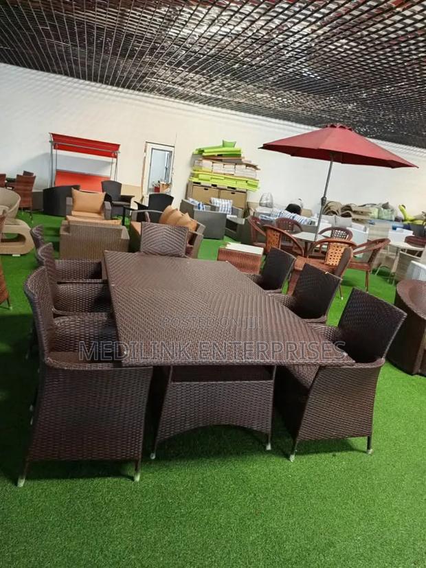8-Seater Metallic Woven Outdoor/Indoor Dining Set