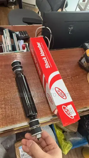 Cabin Shock Bracket Hino 700